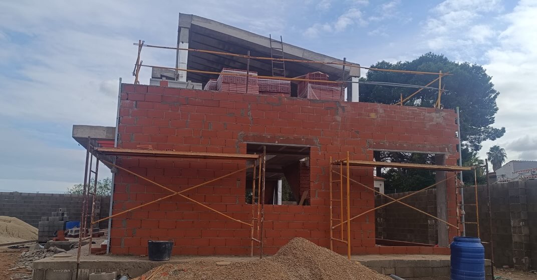 Construcciones serdeñan s.l.
